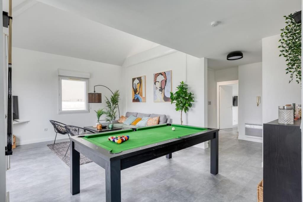 Premium Flat 6 People With Billard And Terrace Stade De France Saint-Denis  Exterior photo